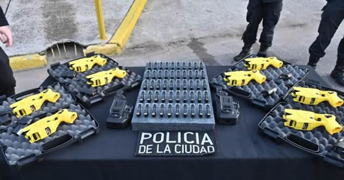 Presentacion de las pistolas Taser