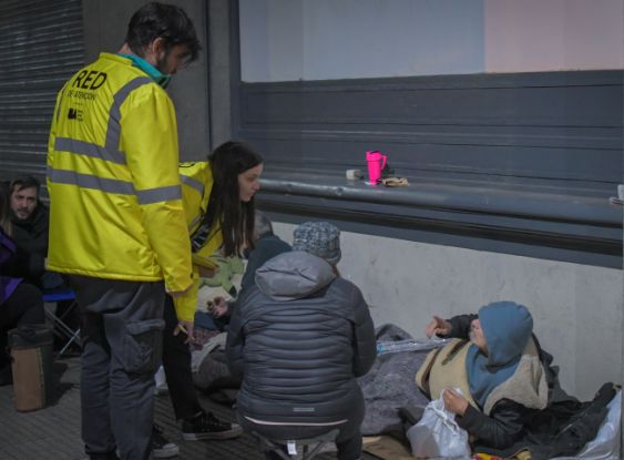 Ayuda a gente de calle